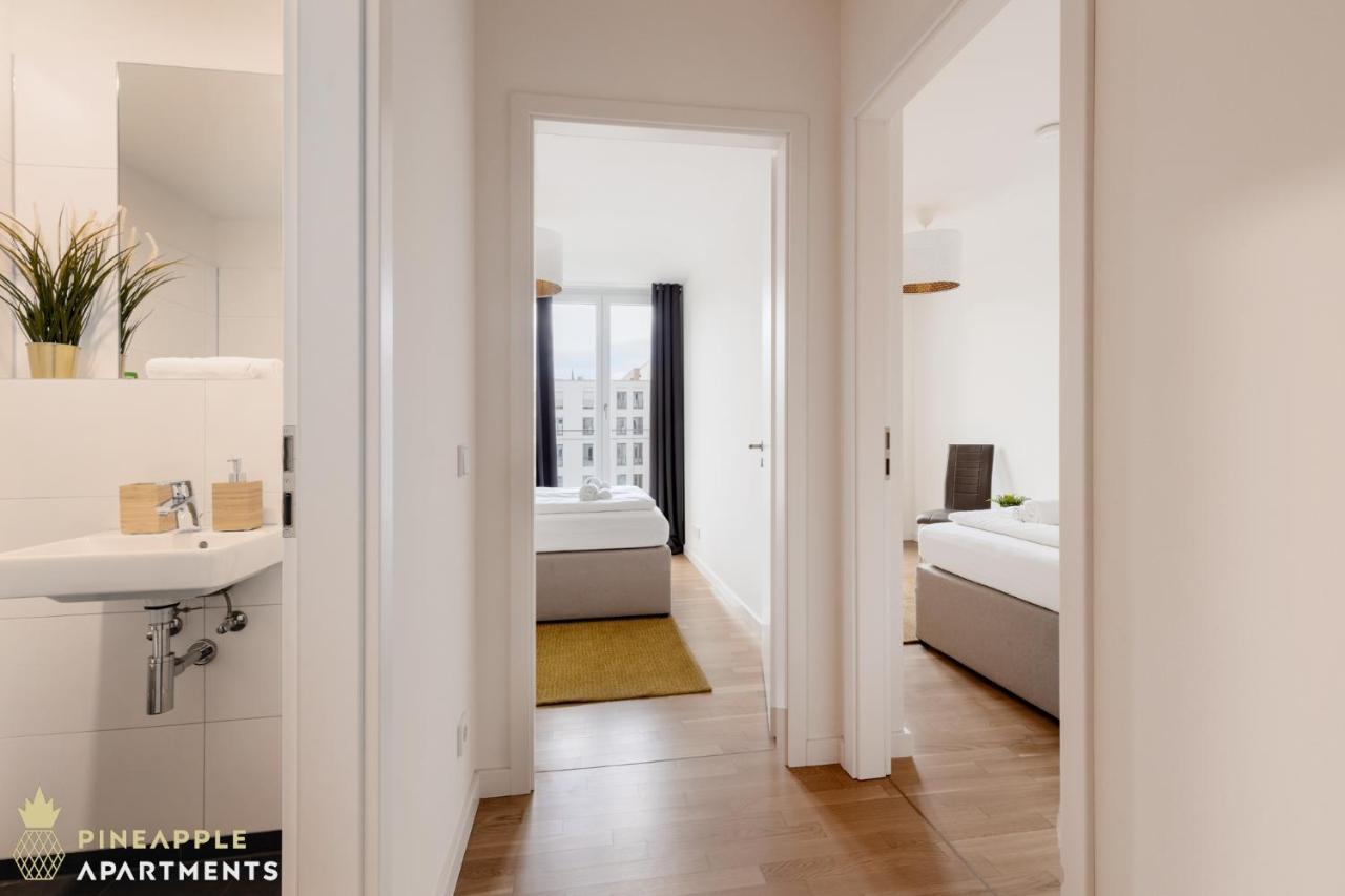 New! Pineapple Altstadt I