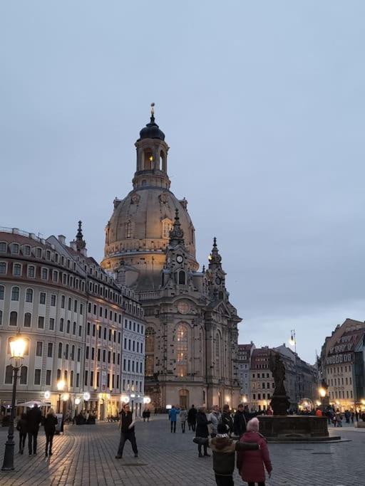 Ferienwohnung In Dresden. Appartement *