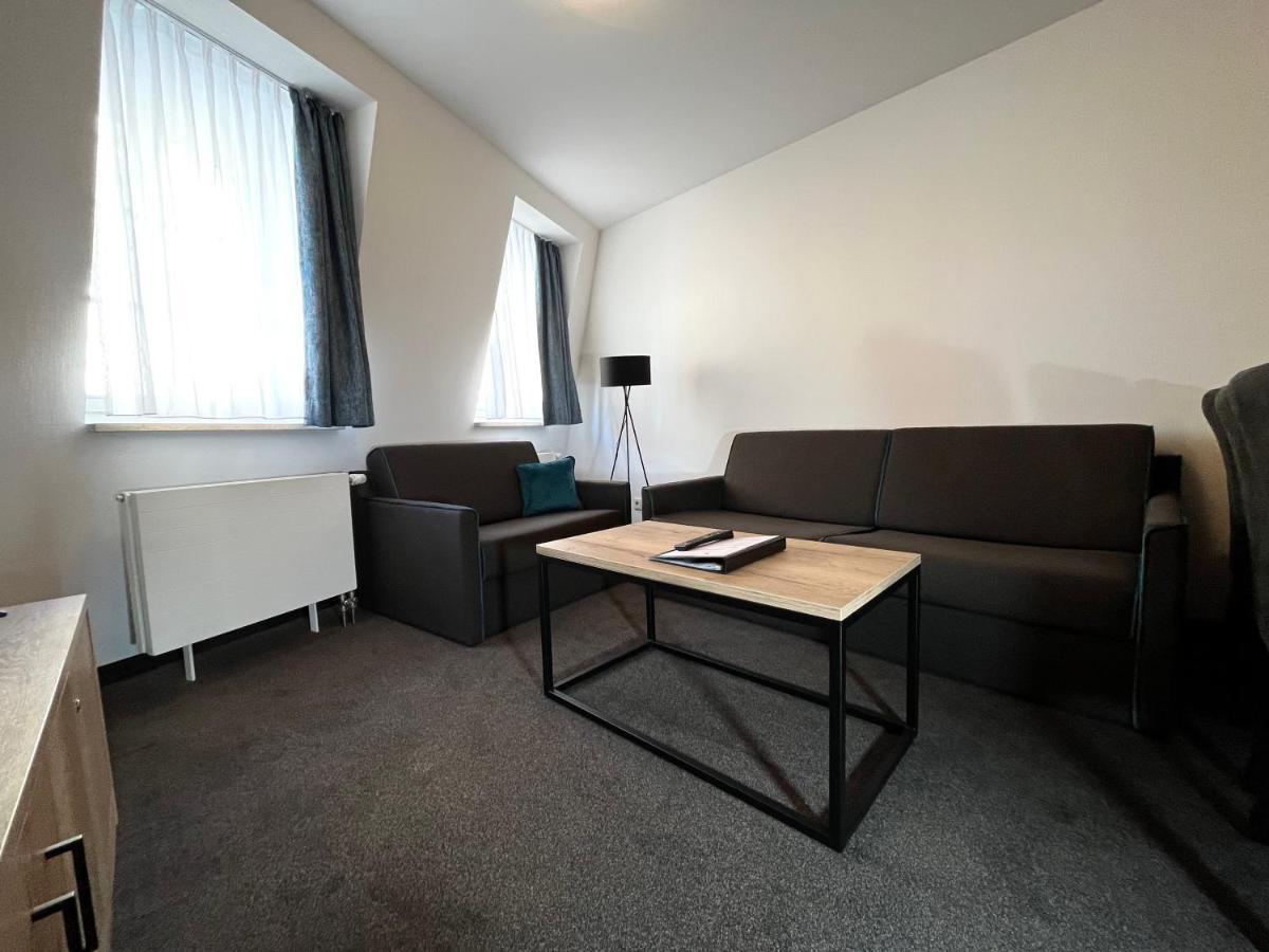 Modernes Mit Blick Zur Frauenkirche *