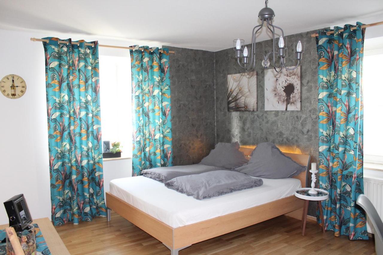 Ferienwohnung In Dresden. Appartement *
