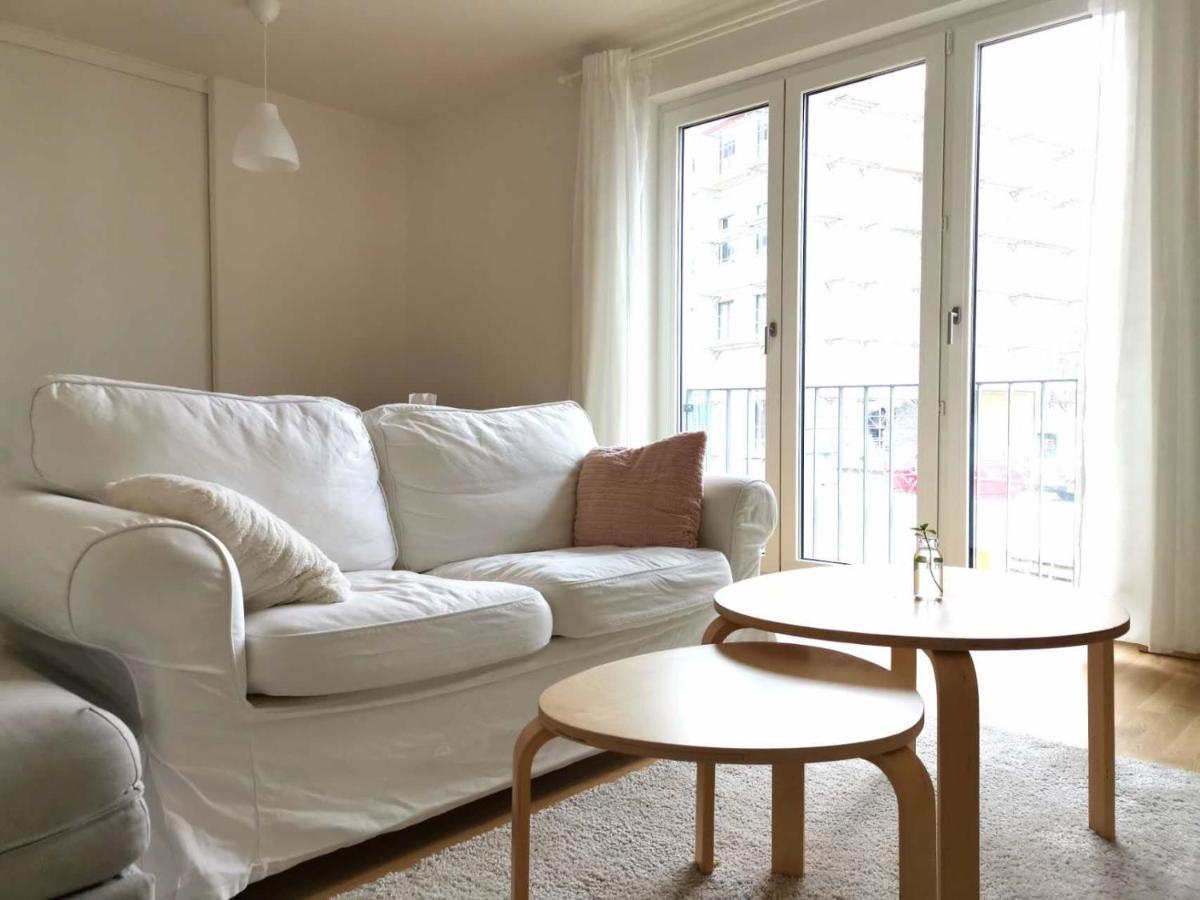 Gemuetliches In Geraeumiger Gemeinschaftswohnung Apartment *