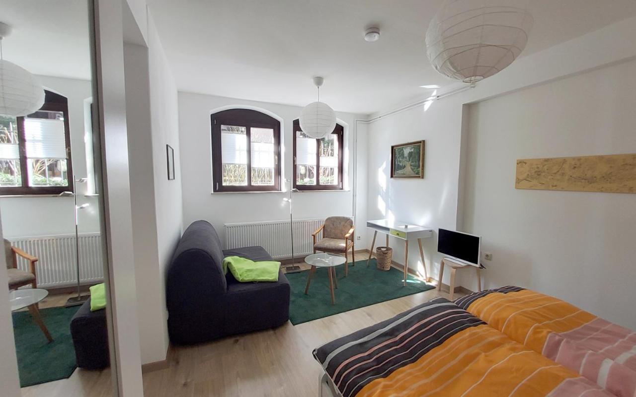 Appartement Striesener Idylle, Ruhig Und Gruen In Elbnaehe