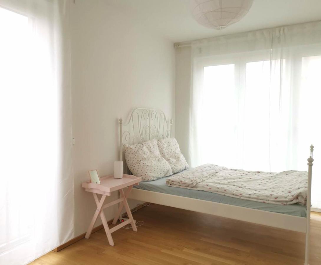Apartment Gemuetliches In Geraeumiger Gemeinschaftswohnung *