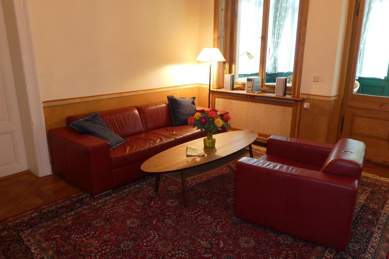 Haniel Edmund Apartment *