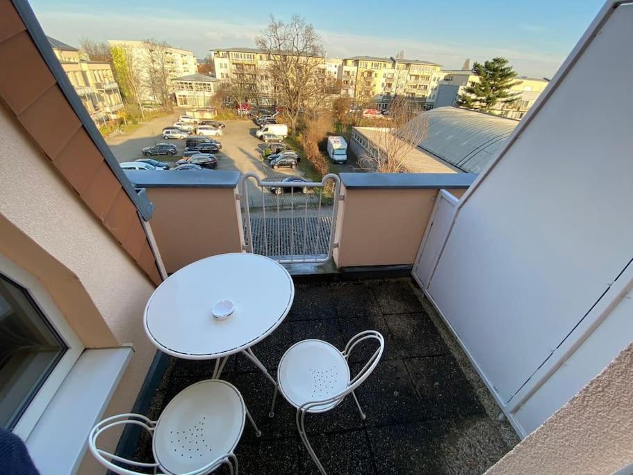 Schoene 2-raumwohnung In Appartement Dresden