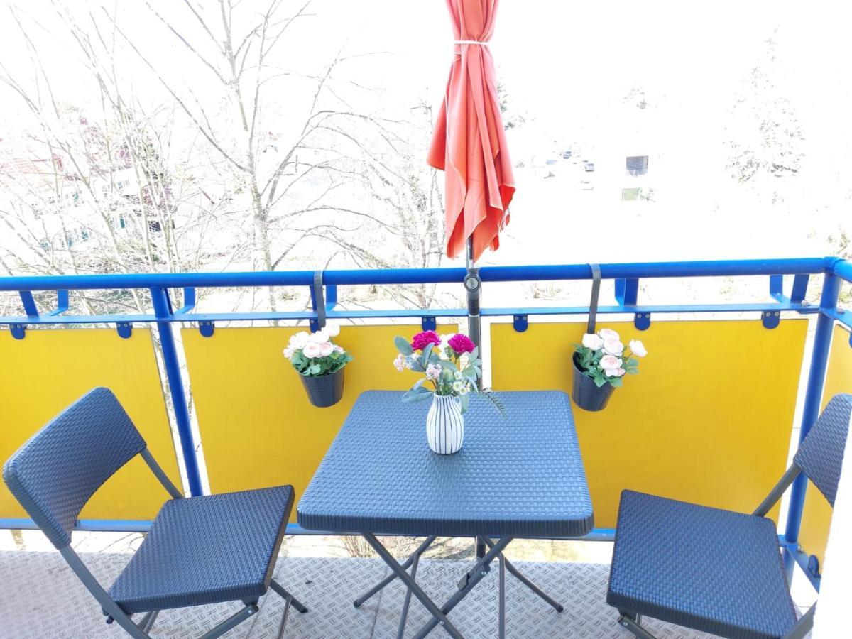 Helles Mit Balkon Am Grossen Garten Nahe Stadtzentrum Appartement *