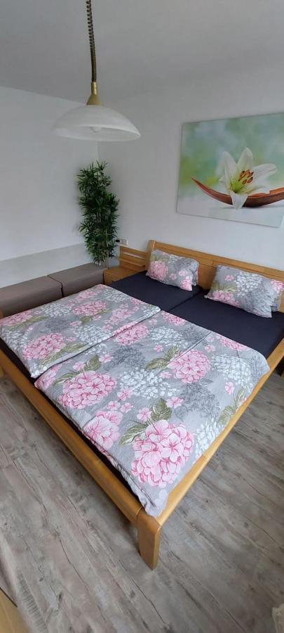 Großer Garten Apartment
