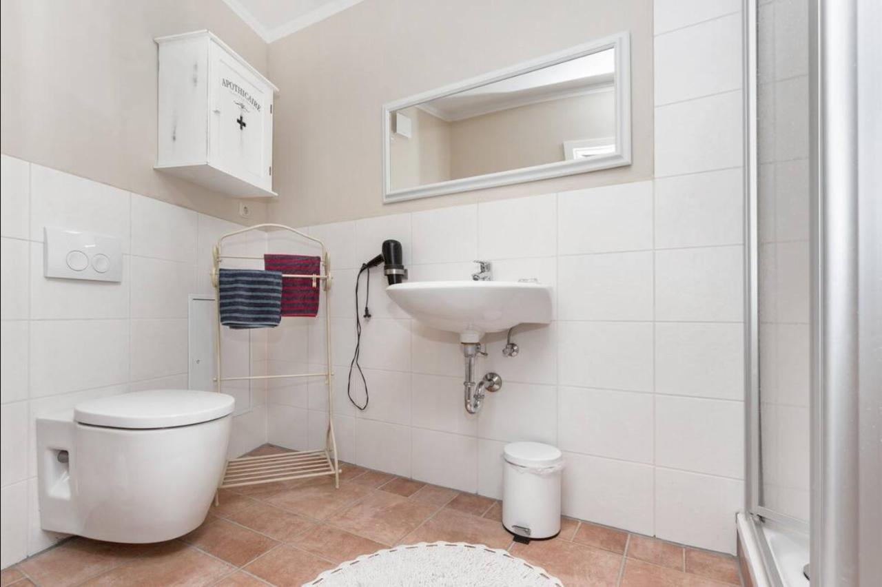 Apartment Adele - Ruhig, Direkt Am Elberadweg & Badesee Mit Balkon Dresden