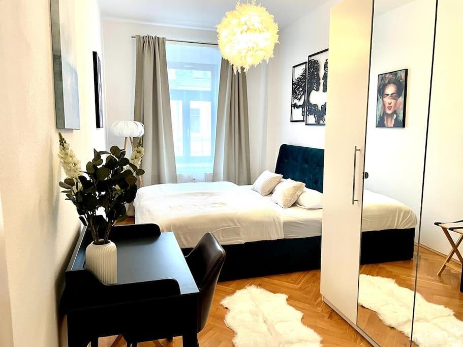 Casarina - Stilvoller Altbau In Zentraler Lage *