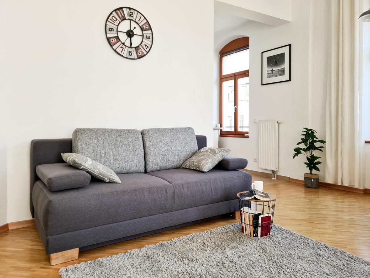 1-raum-wohnung Zentral Gelegen *
