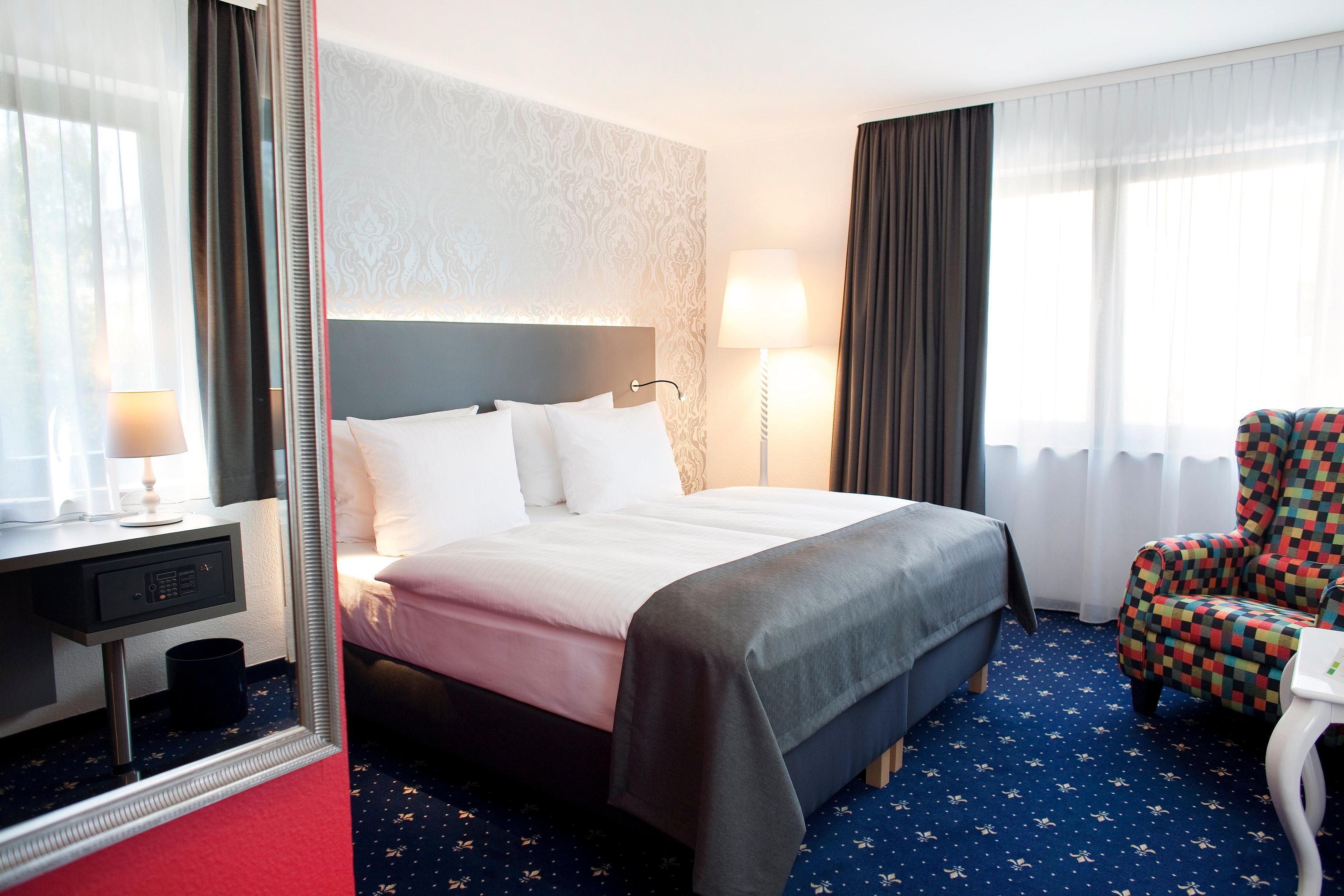 - South, An Ihg 4*