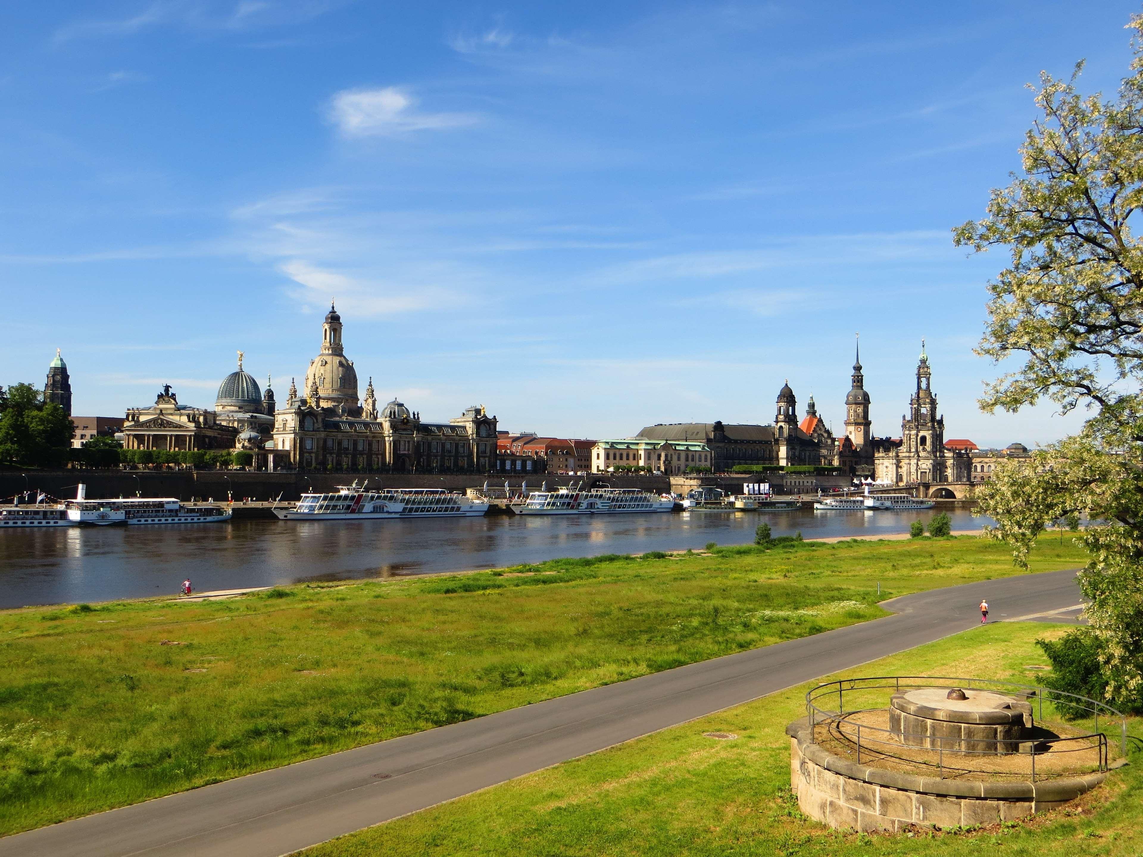 Hotel Radisson Blu Park & Conference Centre 4*