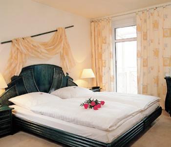 Rothenburger Hof Hotel 4*