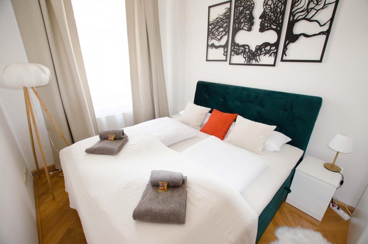 Casarina - Stilvoller Altbau In Zentraler Lage Apartment *