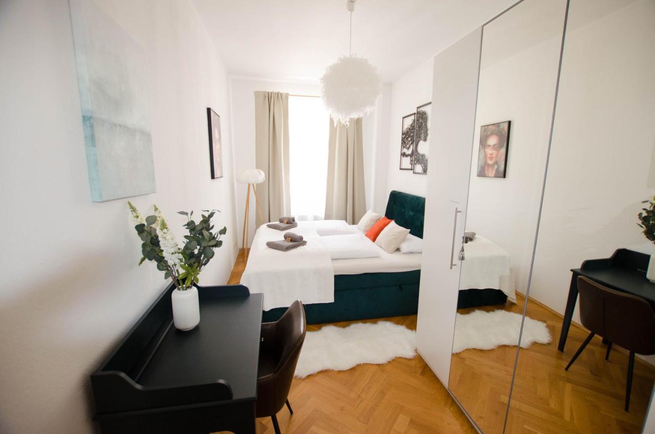 Apartment Casarina - Stilvoller Altbau In Zentraler Lage Dresden