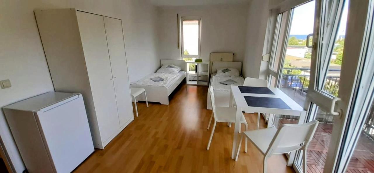 Las- Ruhig Aber Zentral Teilmobliert, Apartment *