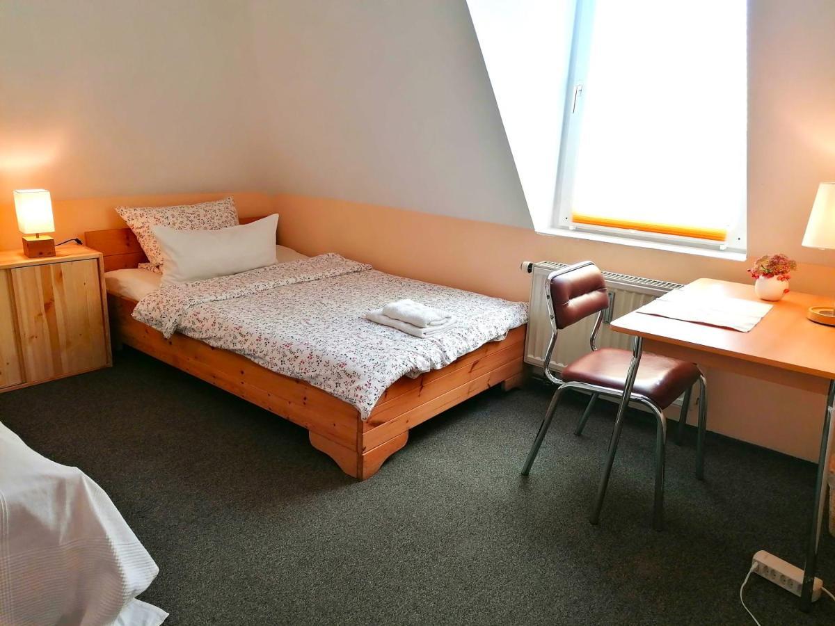Homestay Am Elbradweg - Nichtraucher-gaestezimmer Weiland Dresden