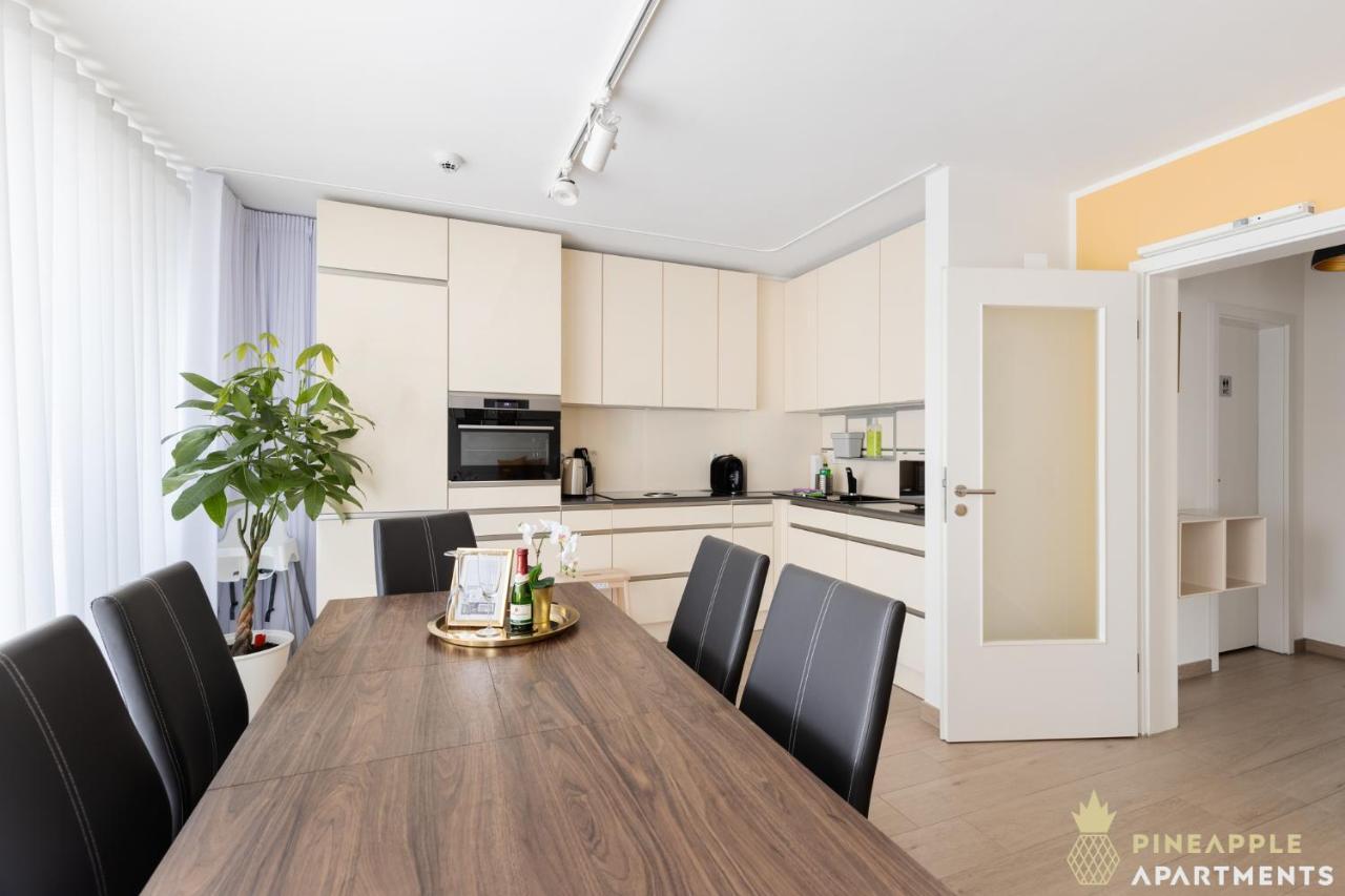 Pineapple Zwinger Ix - 80 Qm - 1x Free Parking -