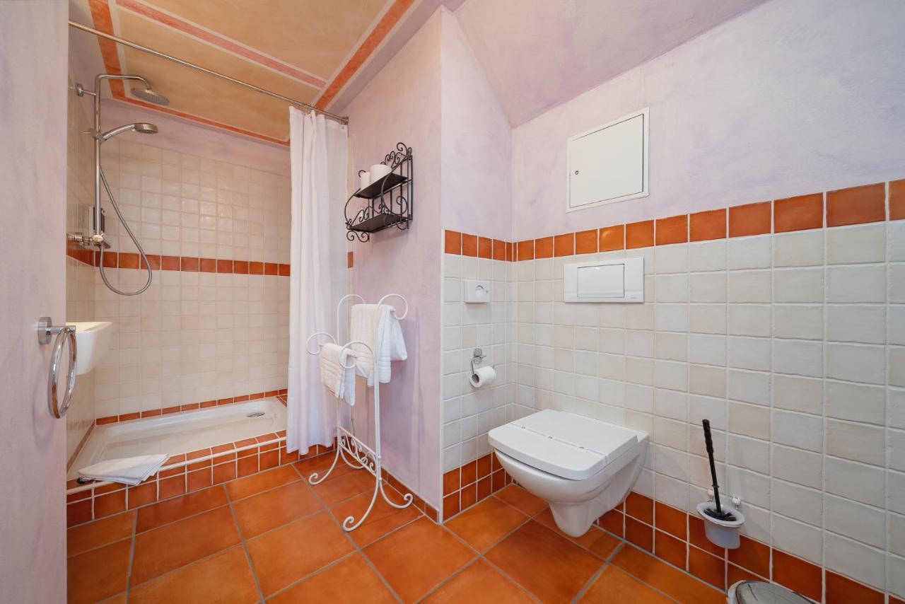 Hotel Ristorante E Pensione La Campagnola 2*