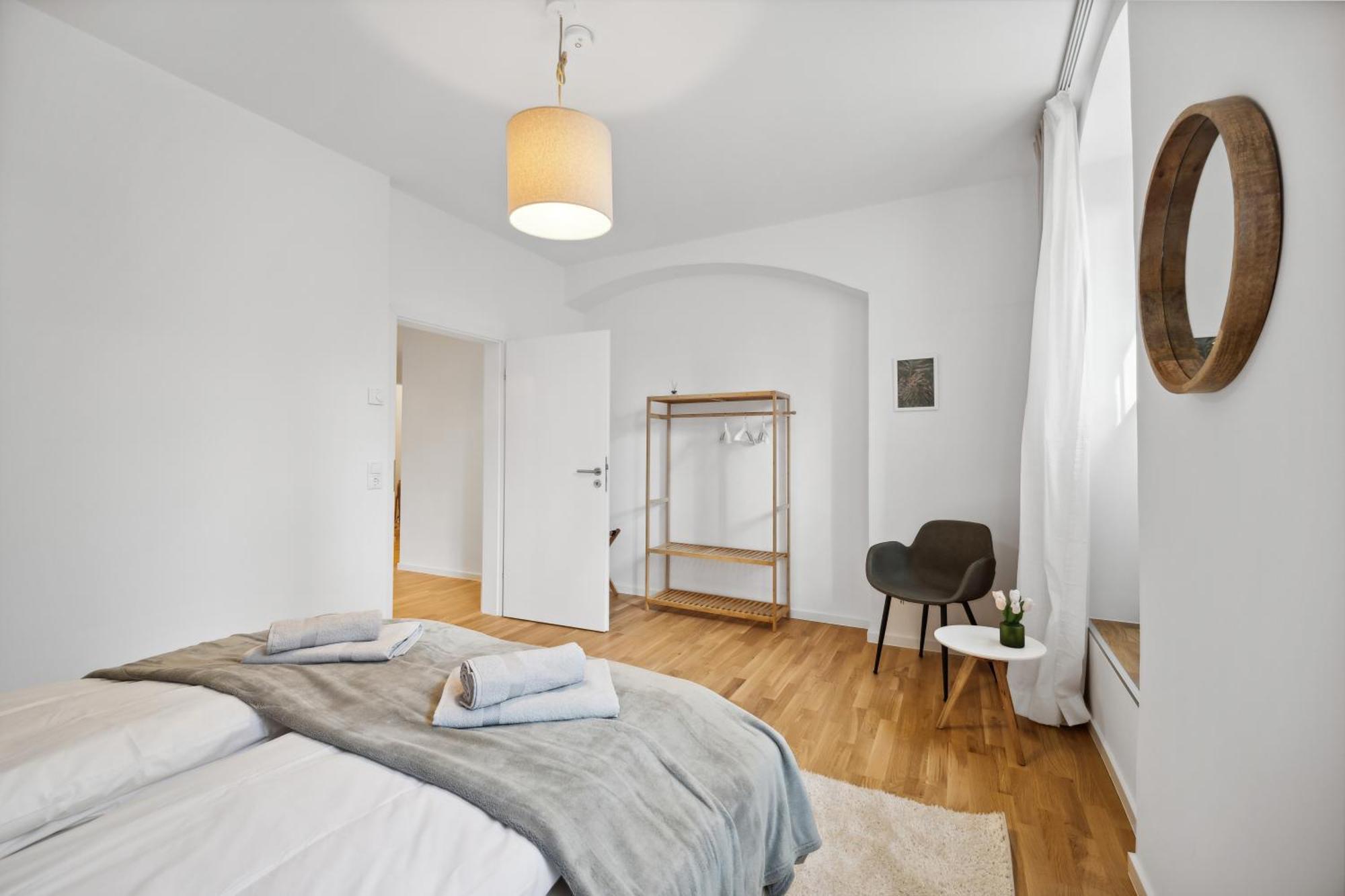 Wiener Palais Am Grossen Garten, Arbeitsplatz, Familie, 7 Pers, Smart-tv