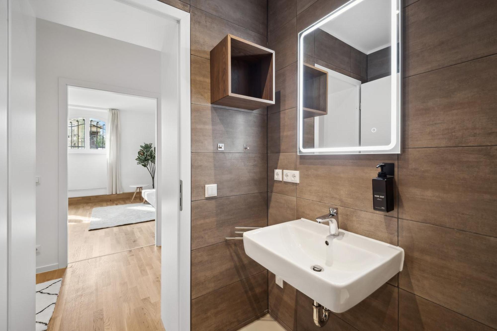 Wiener Palais Am Grossen Garten, Arbeitsplatz, Familie, 7 Pers, Smart-tv *