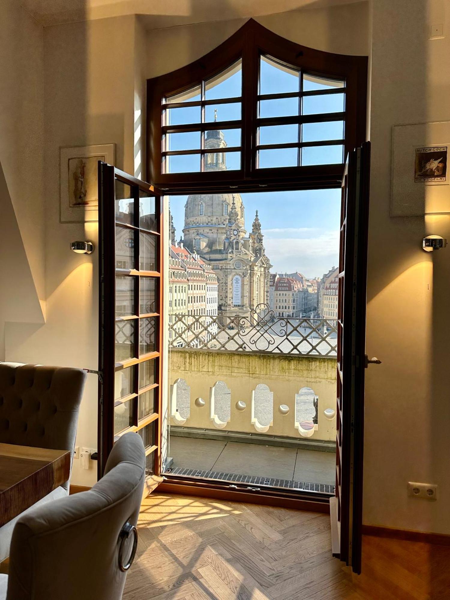 Luxus Mit Einmaligem Blick Auf Frauenkirche *