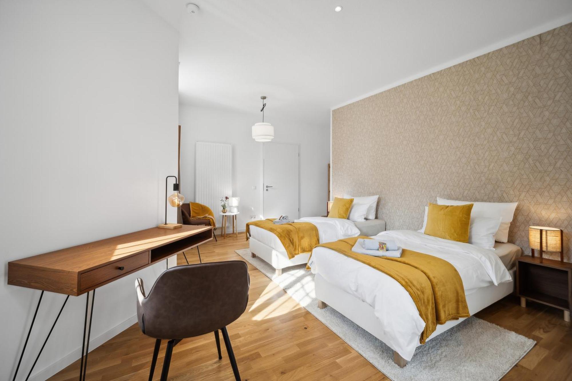 Wiener Palais Am Grossen Garten, Arbeitsplatz, Familie, 7 Pers, Smart-tv Appartement *