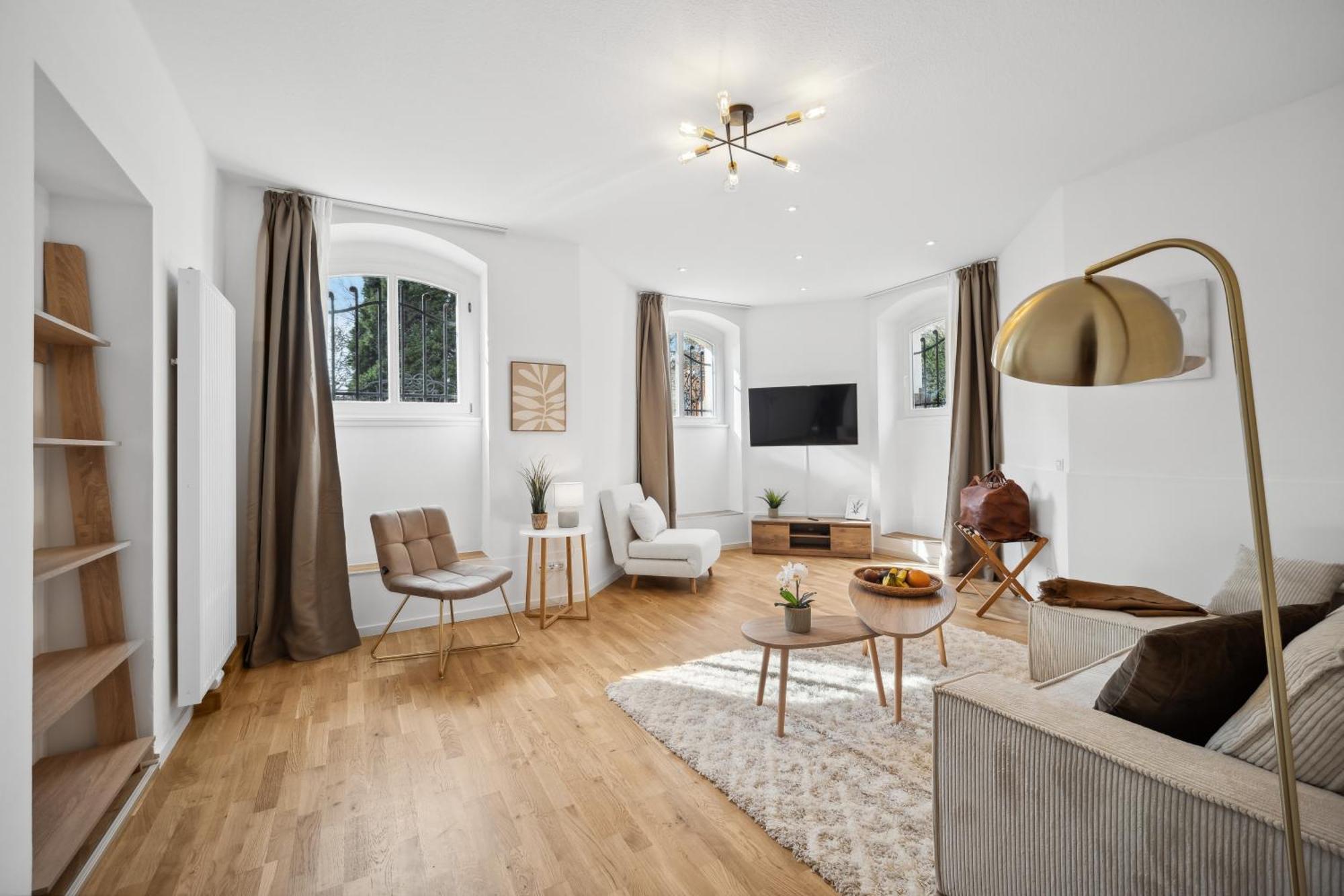 Appartement Wiener Palais Am Grossen Garten, Arbeitsplatz, Familie, 7 Pers, Smart-tv