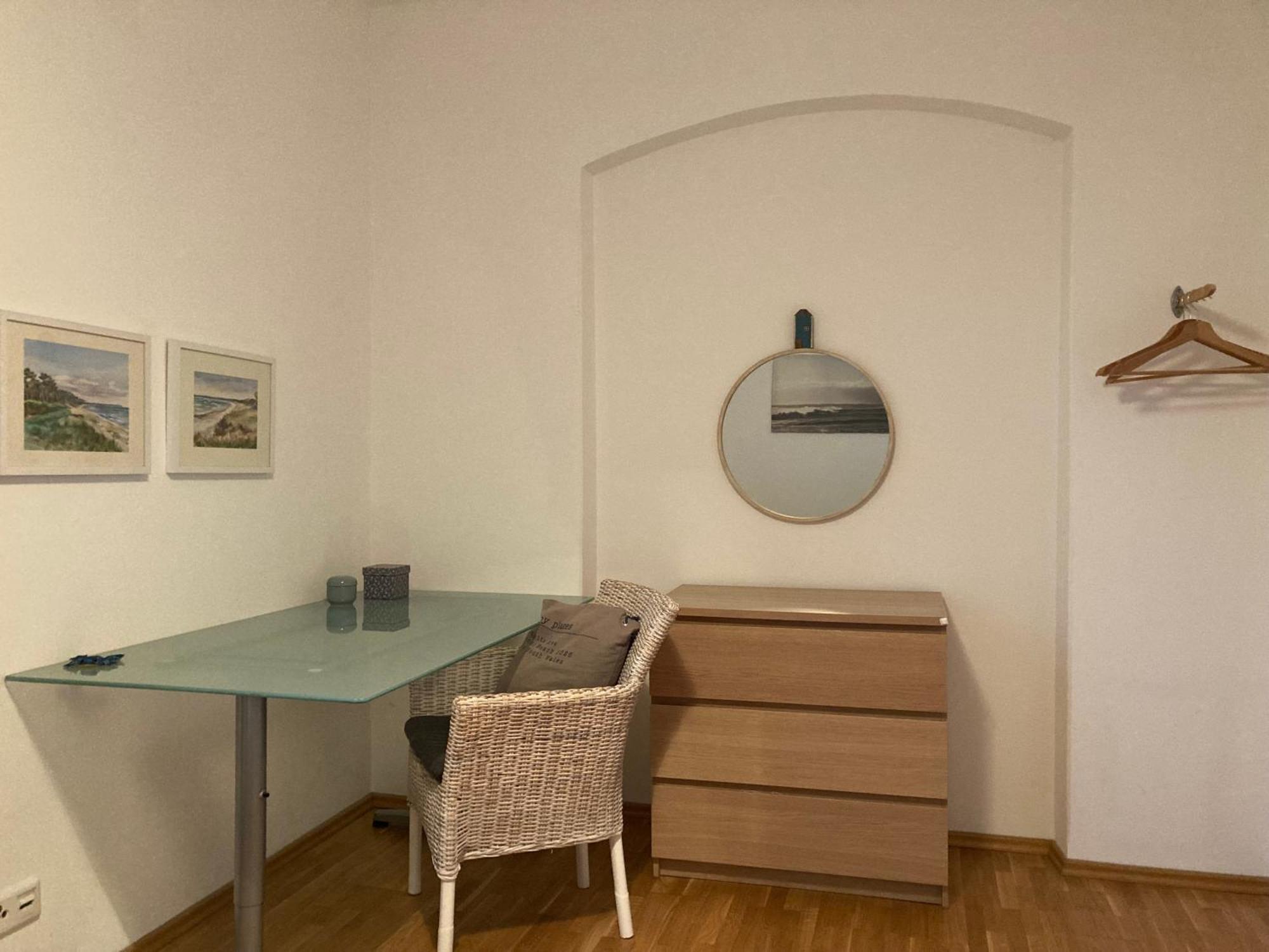 Traumhafte Etagenwohnung In Günderzeitvilla *