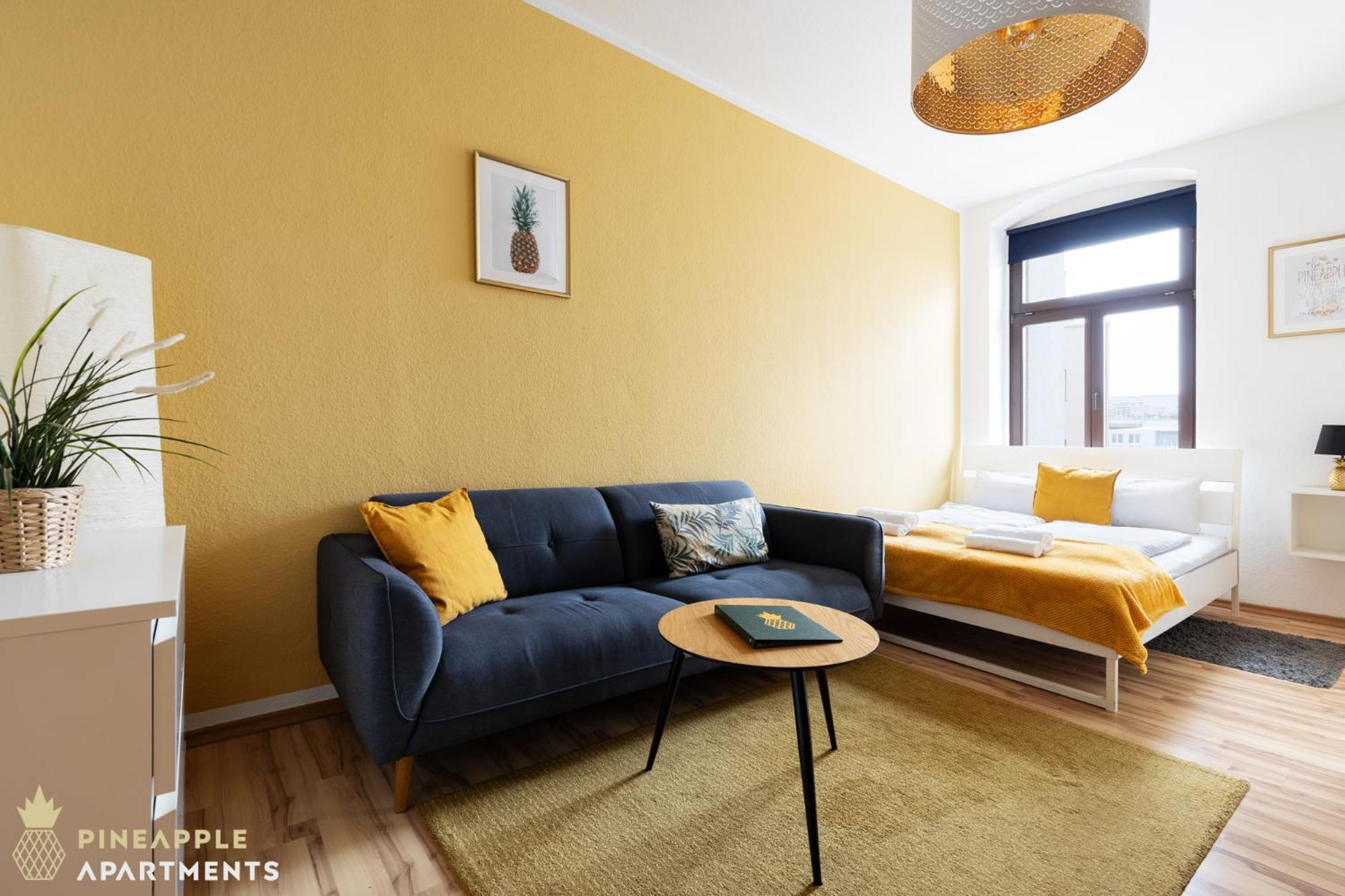 Pineapple Zwinger Apartment *
