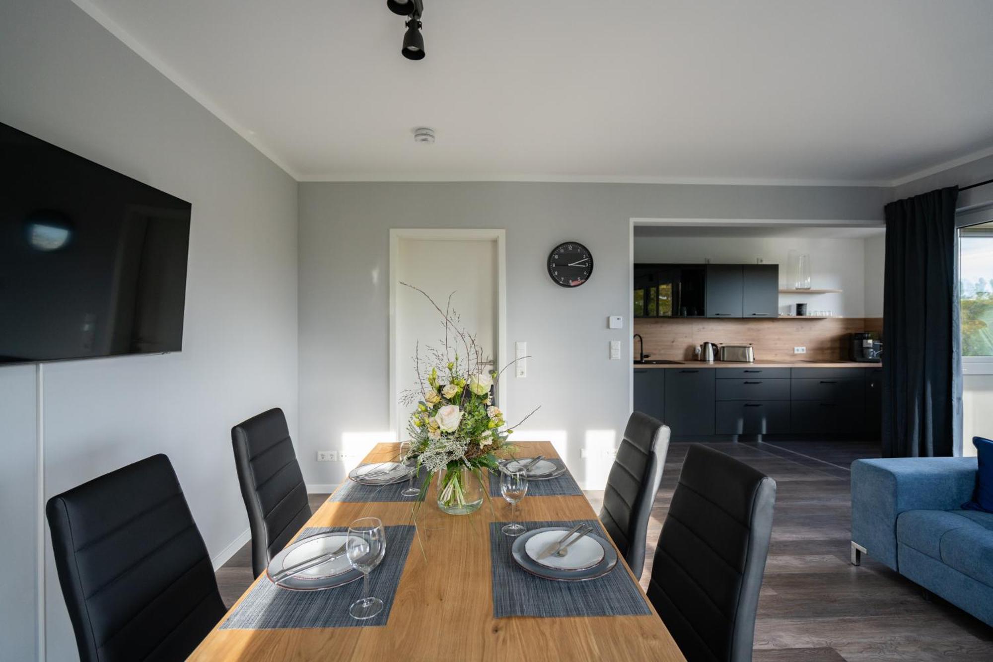 Apartment Cozy Dream Mit Terrasse Und Parkplatz - 90m² *