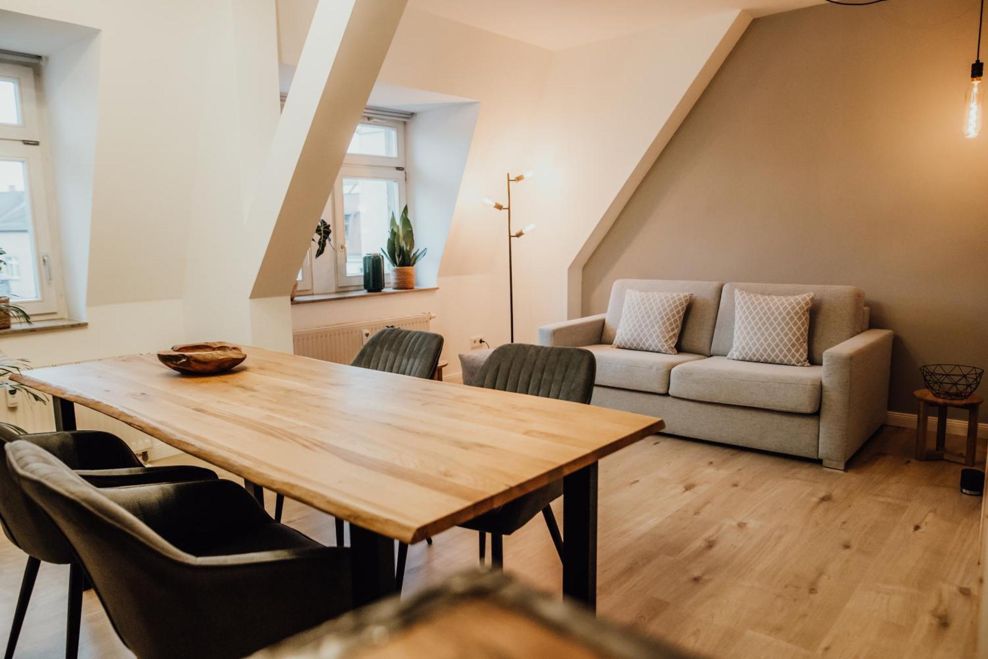 Bestlage Im Hechtviertel & Frisch Saniert *