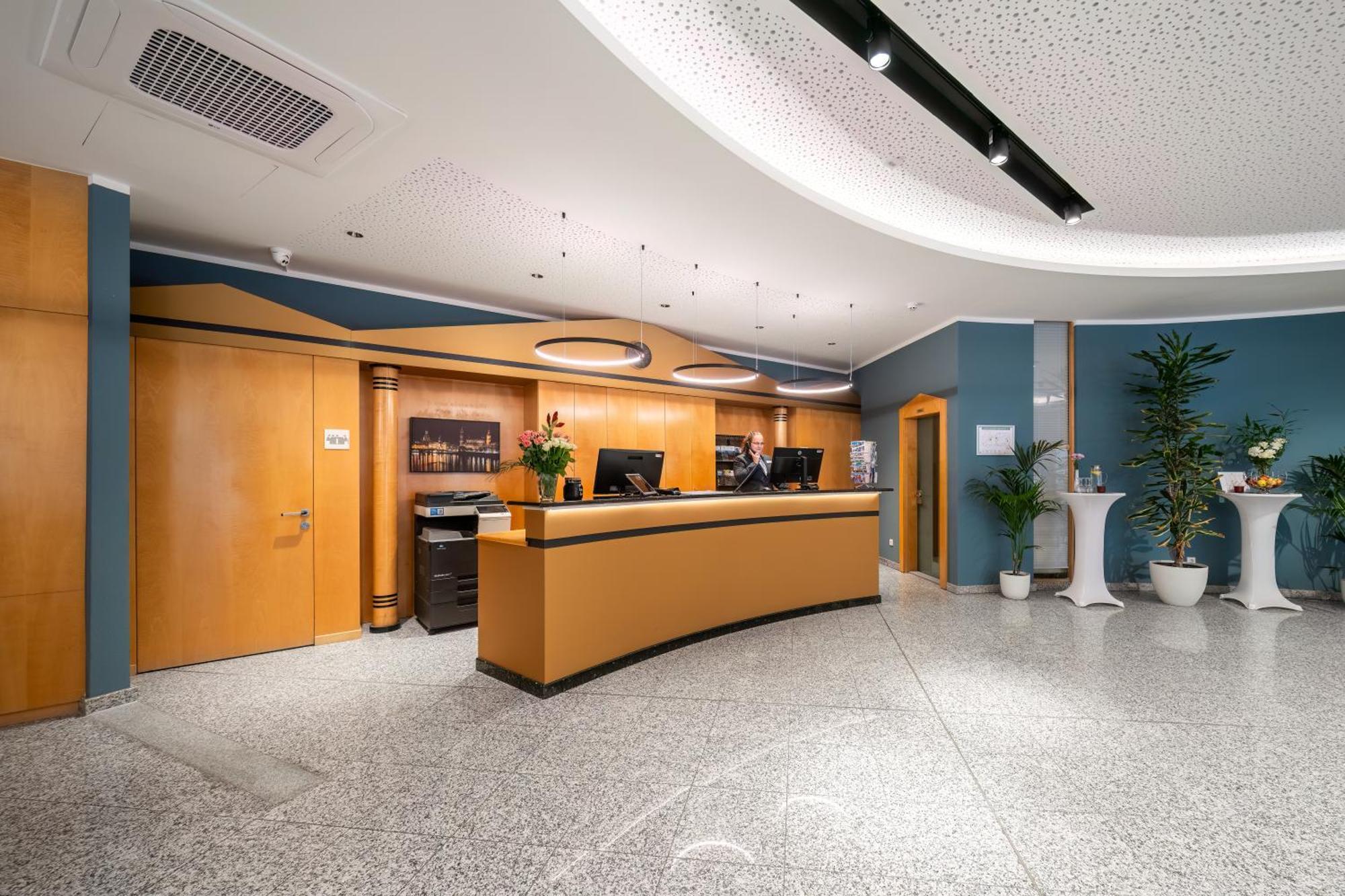 Aparthotel Azimut 4*