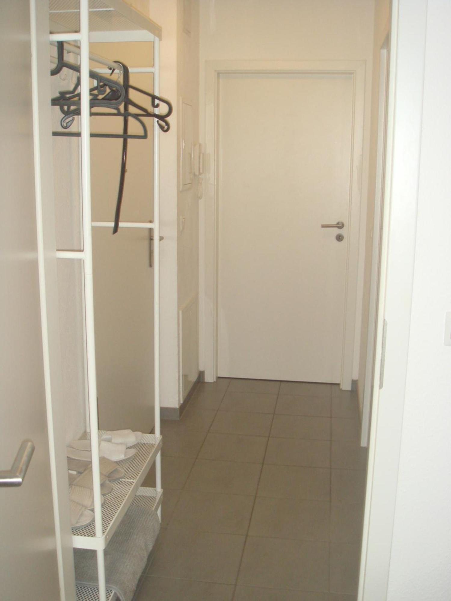 Private Apart. Near Elbe Apartment