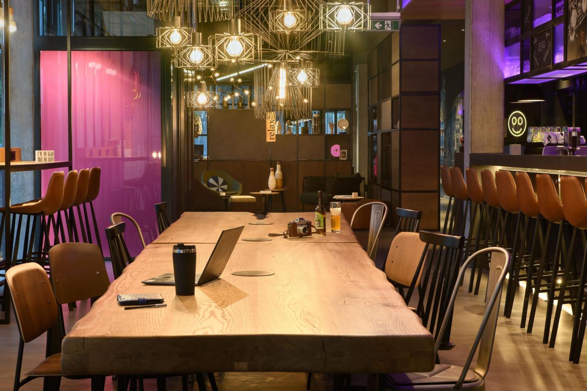 Moxy Neustadt Hotel 3*