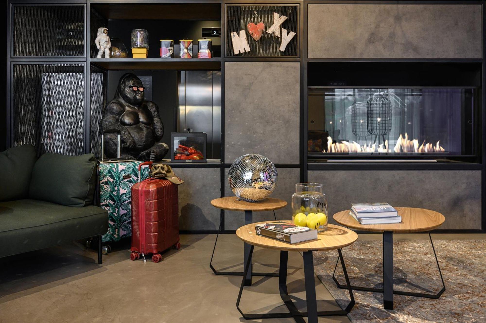 Hotel Moxy Neustadt 3*