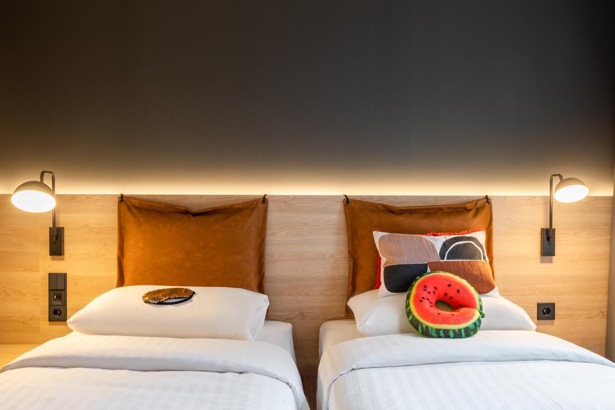 Moxy Neustadt 3*