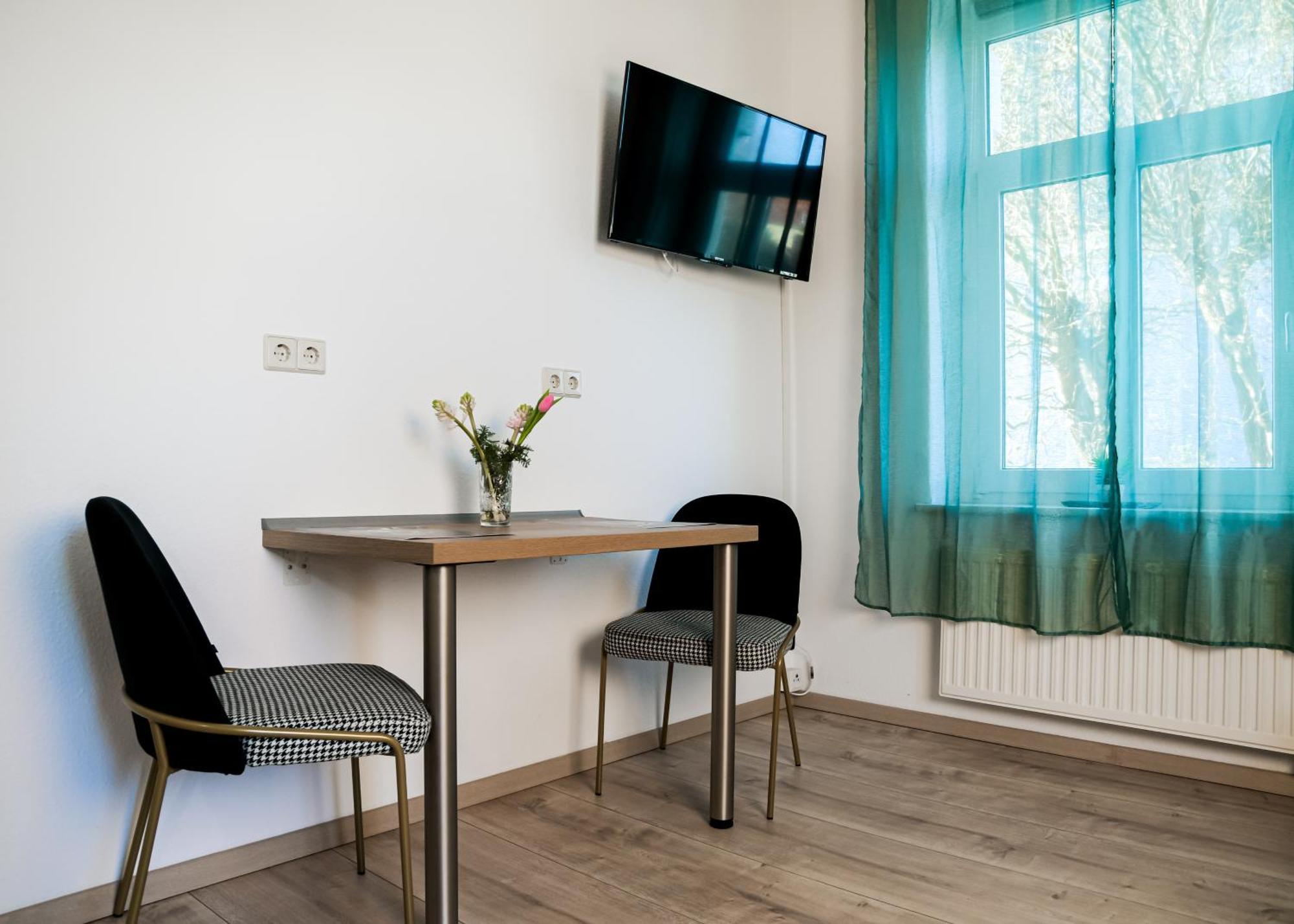 Apartmenthaus Rankestrasse 4 Apartment *