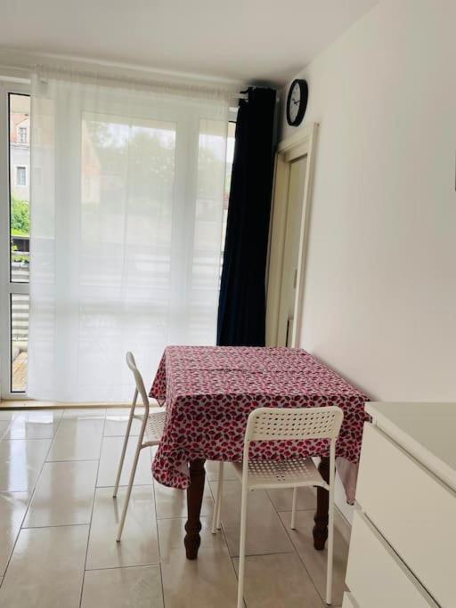 Studio-apartment Mit Balkon *