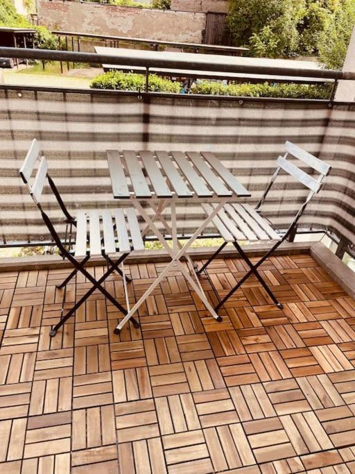 Studio-apartment Mit Balkon *