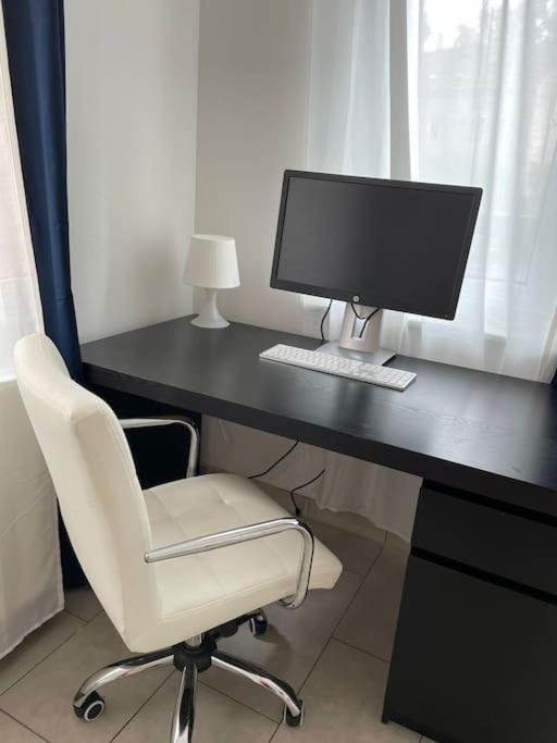 Studio-apartment Mit Balkon Apartment Dresden