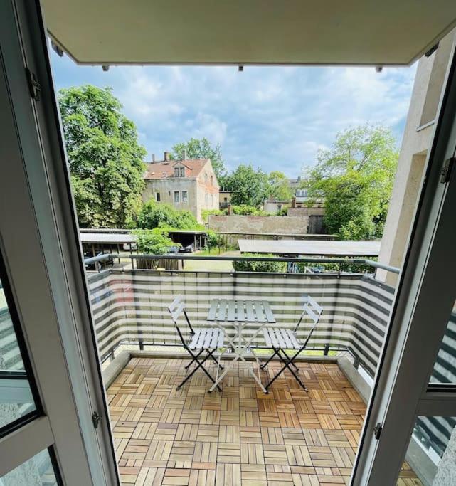 Apartment Studio-apartment Mit Balkon *