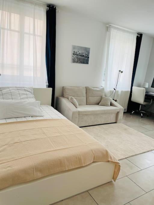 Apartment Studio-apartment Mit Balkon *