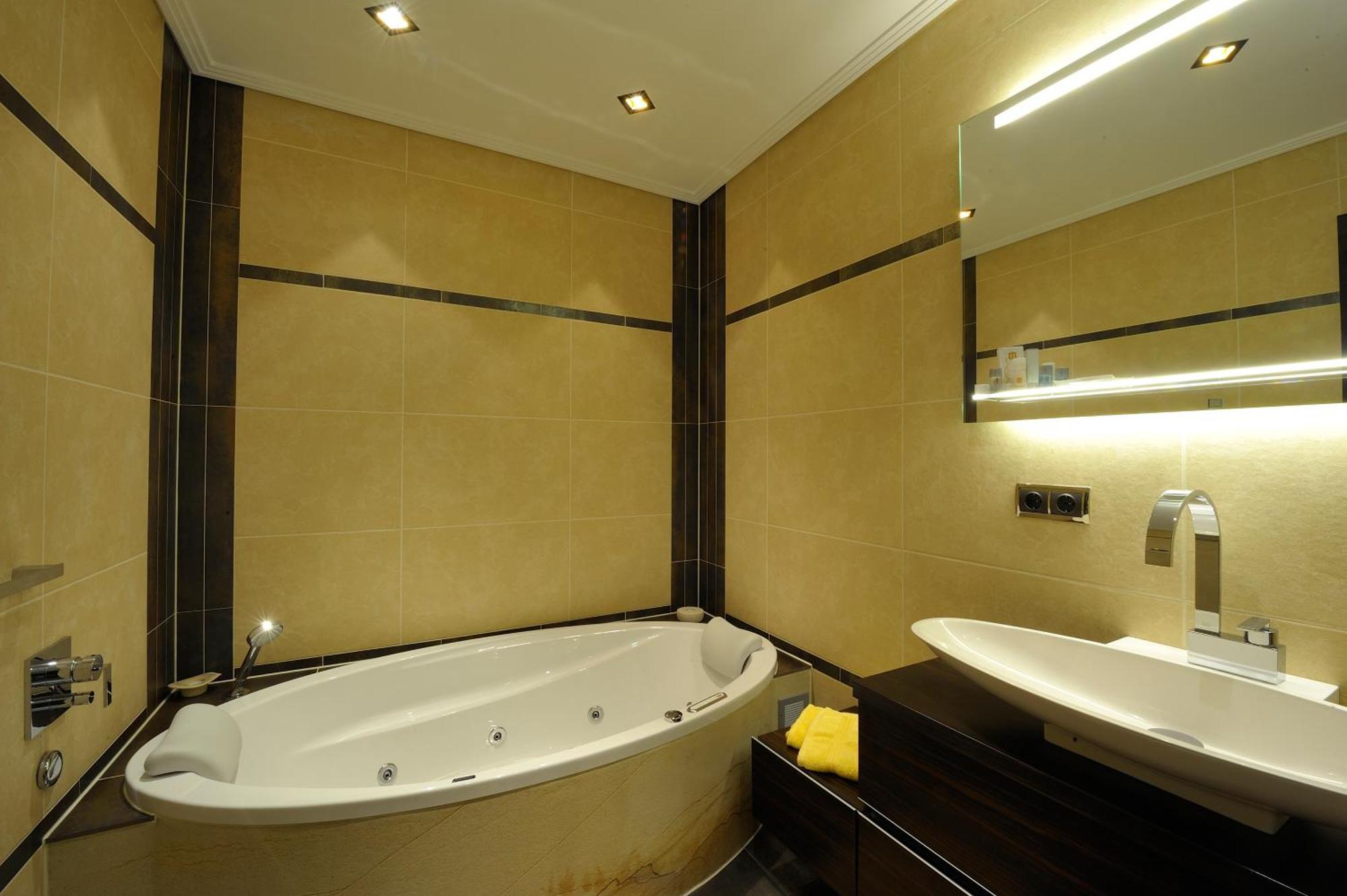 Apartment Via Lapis - Panoramablick Ueber - Garten - Pool - Sauna - Luxus Dresden