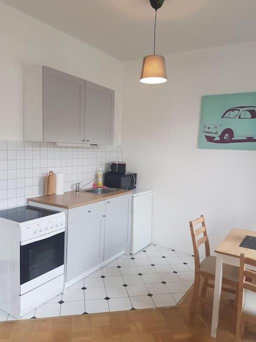 Apartment In Neustadt Louisenstrasse Dresden
