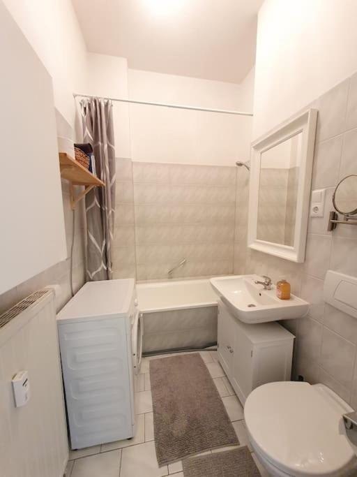 2 Near Station Neustadt In Neustadt Apartment *