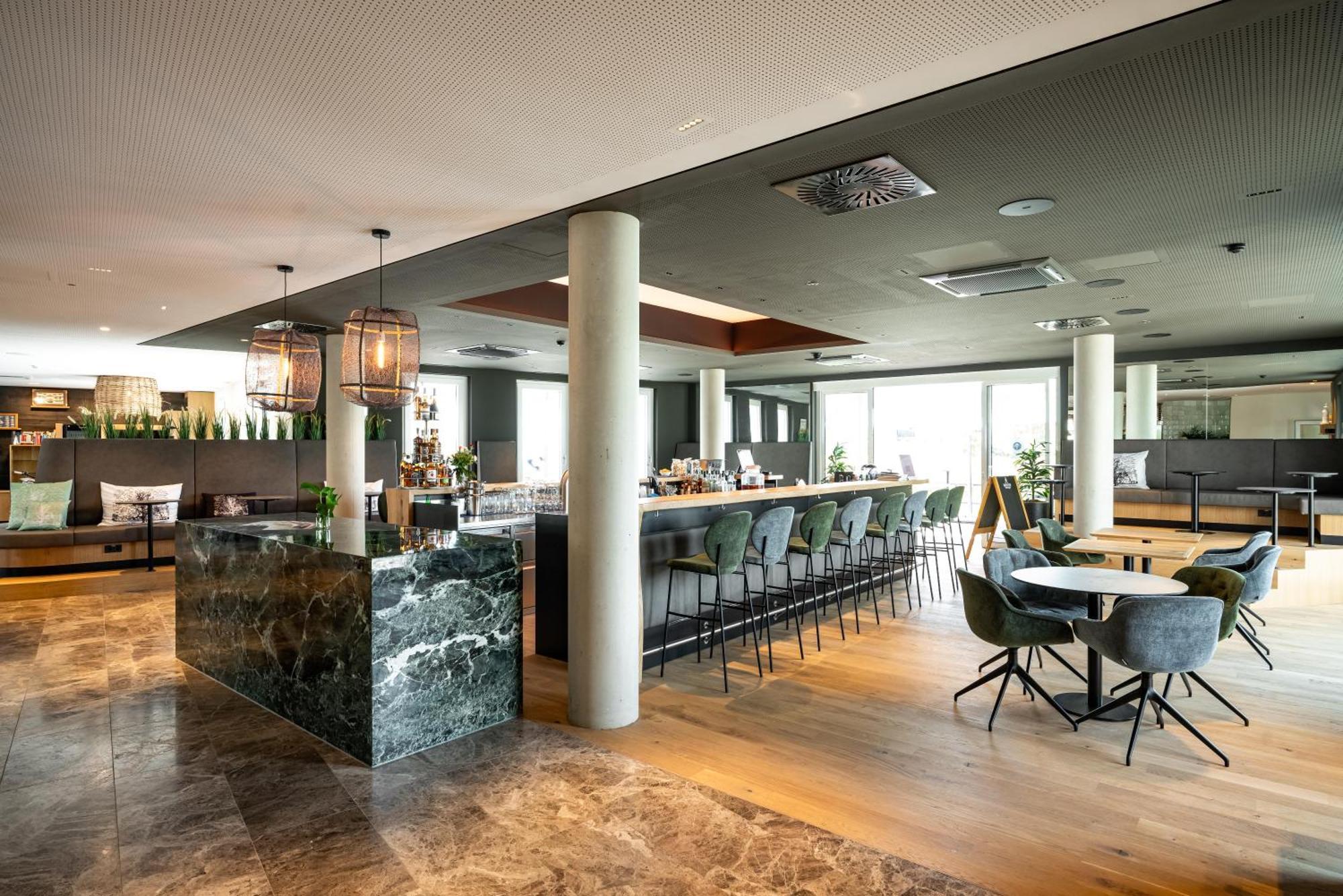 Hotel Arcotel Hafencity - Am Neustädter Elbufer 4*