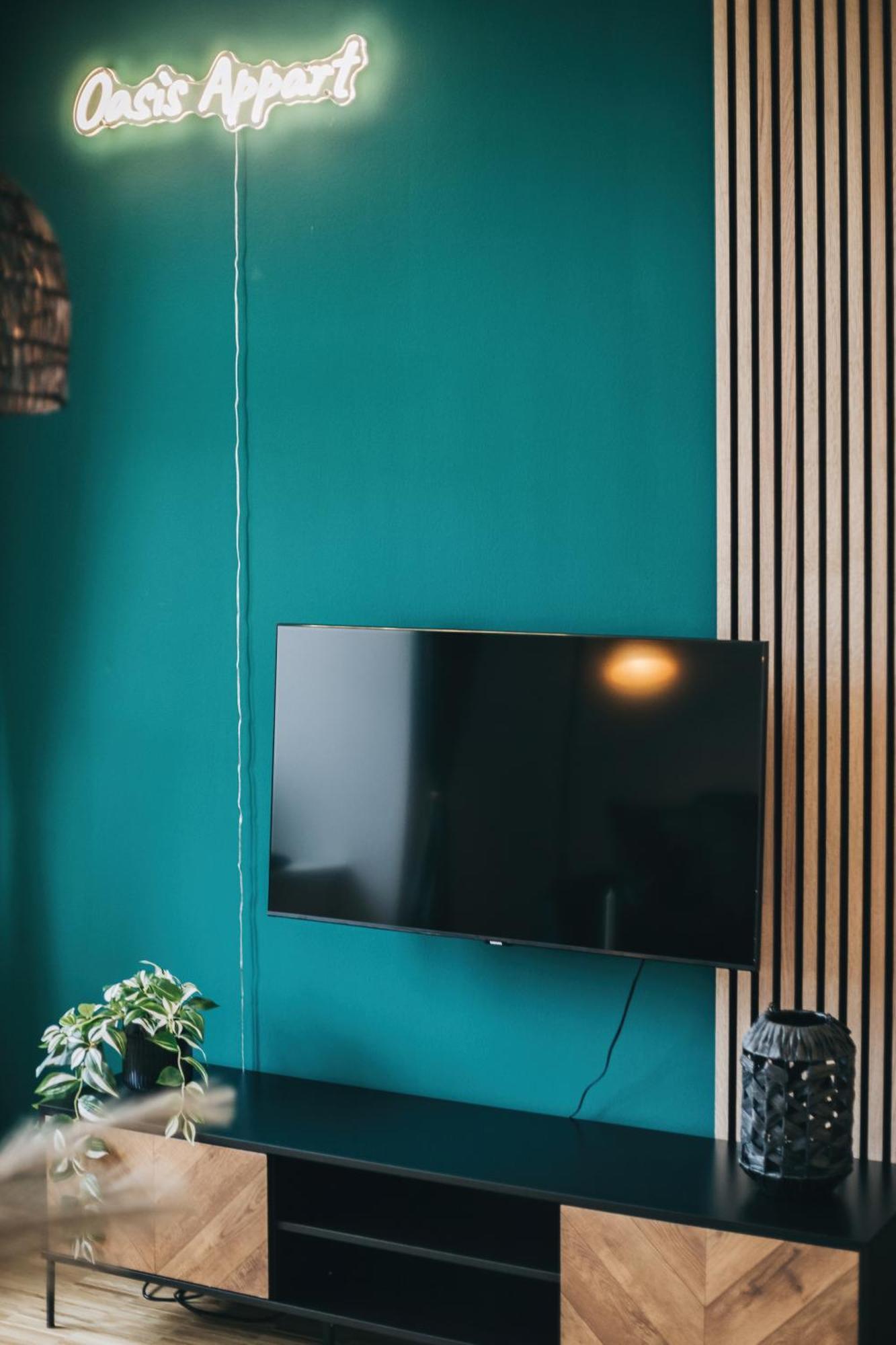 Oasis - Wohnen In - Netflix - Tiefgarage - Dachterrasse Apartment Dresden