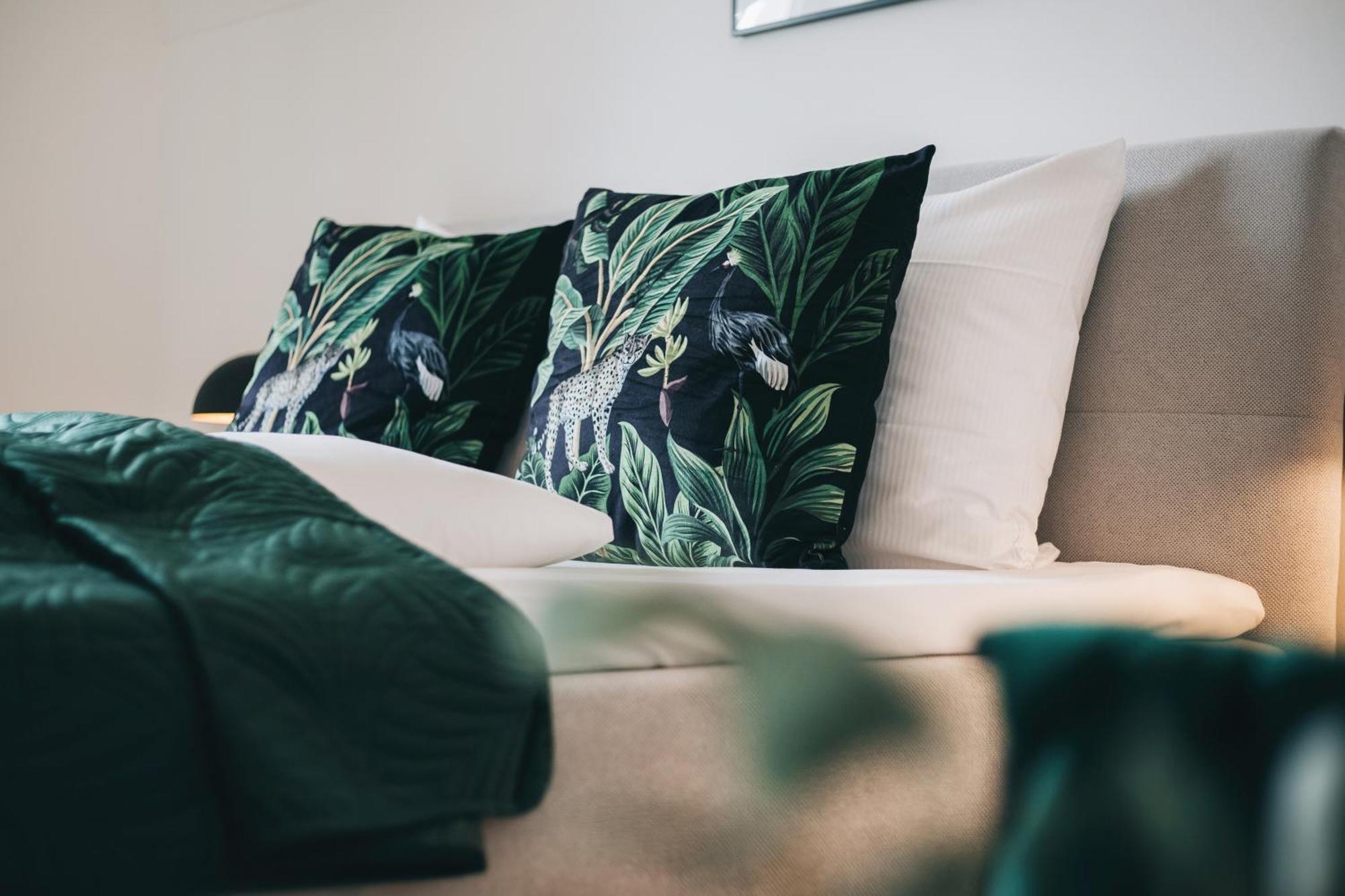 Oasis - Wohnen In - Netflix - Tiefgarage - Dachterrasse Dresden