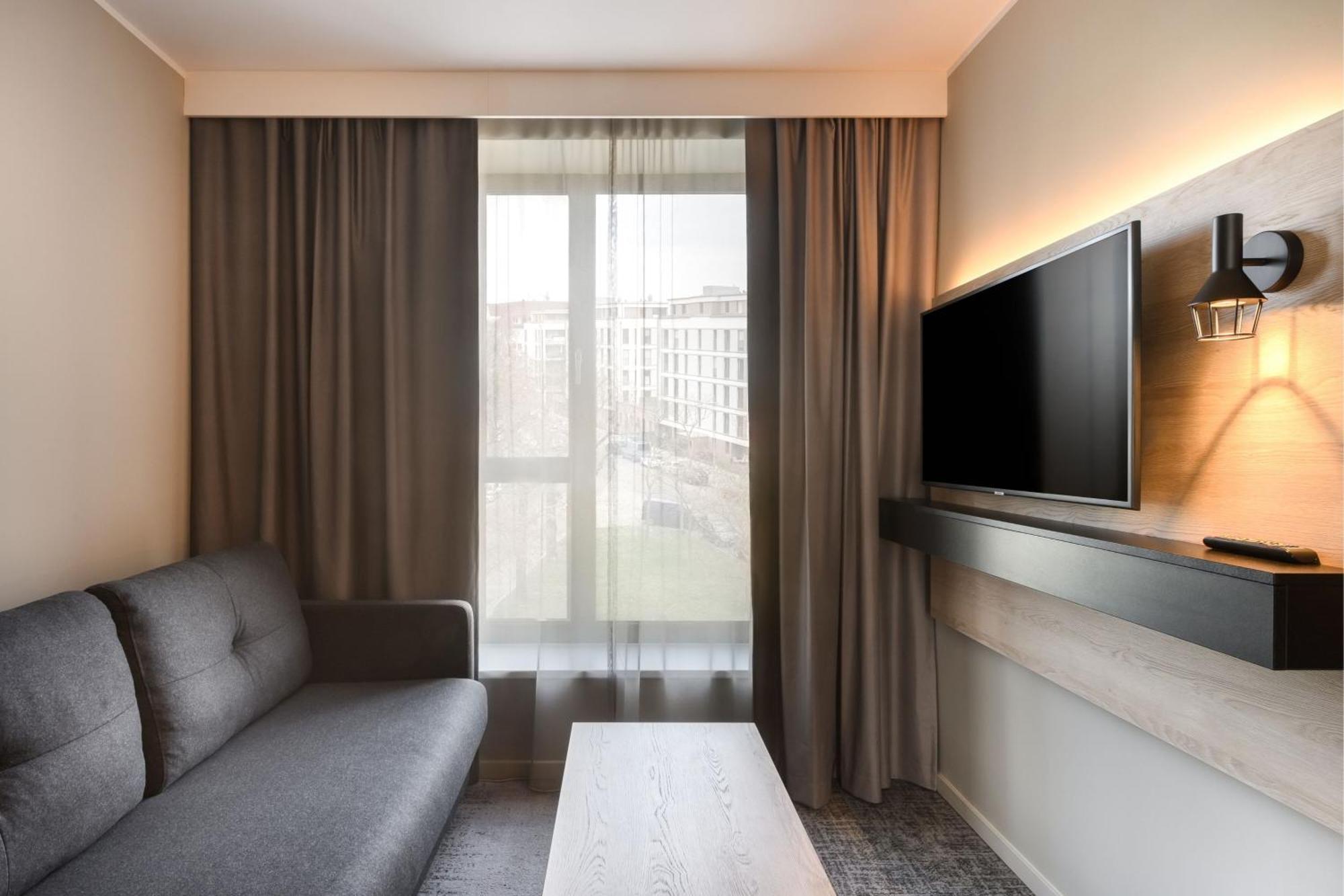Moxy Neustadt Hotel 3*